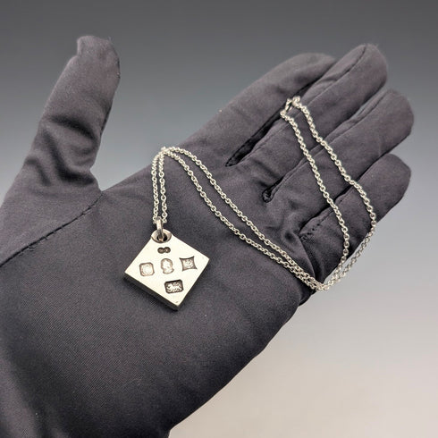 1977 年英國純銀禧年錠吊墜,19.7 克,配純銀項鍊,RX